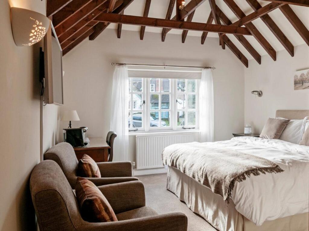 Hurtwood Hotel Peaslake Kültér fotó